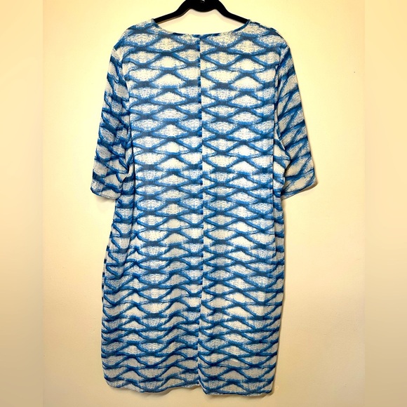 Carmakoma Blue and White Patterned Summer Dress - Picture 2 of 6